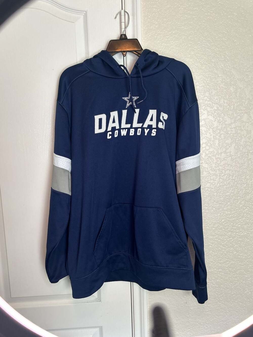 NFL Team Apparel Dallas Cowboys Performance Hoodie 2XL